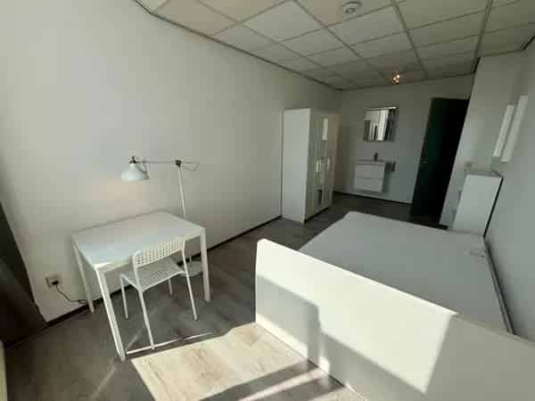 Ruime Kamer Maastricht Nabij AZM en Centrum