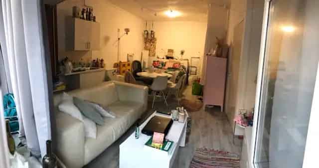 Zeer ruime studentenkamer aan de Tivolistraat in hartje Tilburg te huur