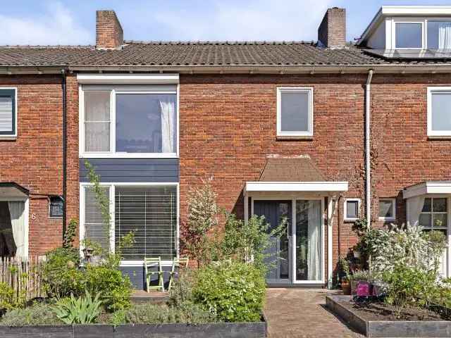 Instapklare Middenwoning Enschede 4 Slaapkamers Nabij Parken