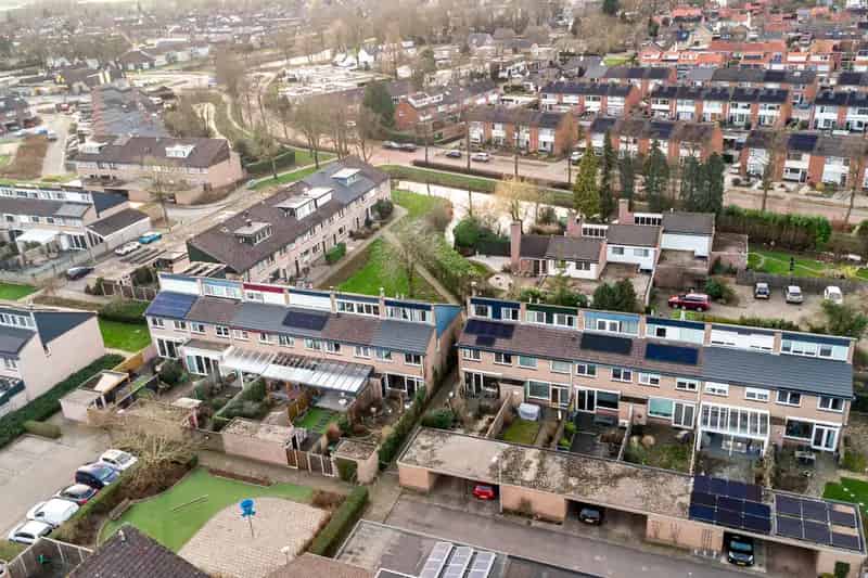 Ruime Eindwoning 4 Slaapkamers Westervoort Zonnige Tuin