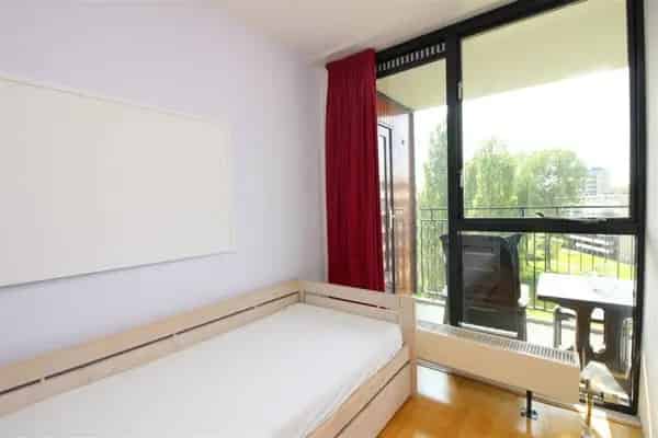 Te Huur: Ruim 3-kamerappartement Amsterdam Internationale Studenten 13 Maanden