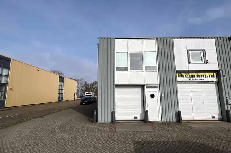Bedrijfshal te koop Zaandam 200m2 Westerspoor