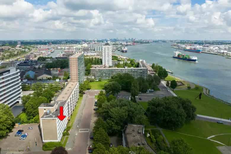 17-335 m2 Kantoorruimte te Huur Vlaardingen