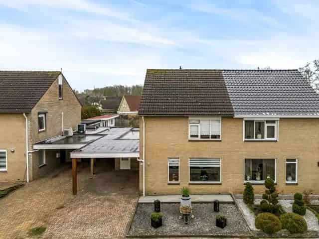 Ruime Tweekapper 4 Slaapkamers Tollebeek