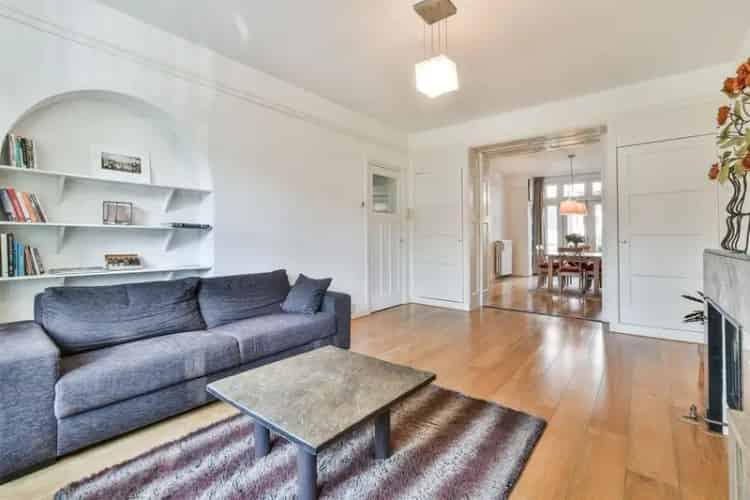 Jaren 30 Bovenwoning 3 Slaapkamers 100m2 Balkon