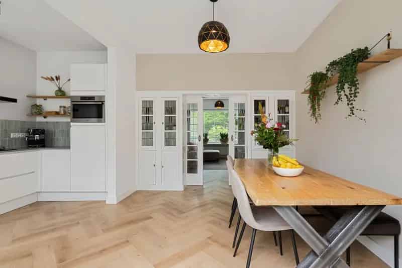 Jaren 30 Erkerwoning Breda 4 slaapkamers 2 badkamers Tuin