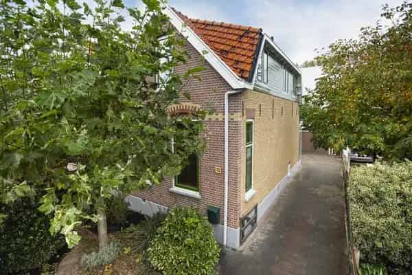 Te Huur: Gemeubileerd Huis nabij Amerikaanse en Japanse School