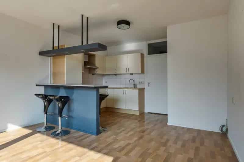 Appartement te koop Oss: Lichtrijk 2-kamer appartement met balkon en vrij uitzicht