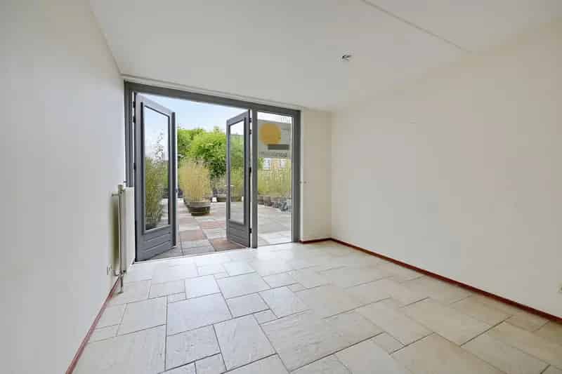 Appartement te koop: Zwartsluisstraat 121 2541 CV Den Haag 