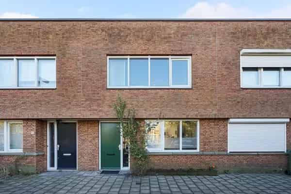 2 Laags Tussenwoning Den Haag 3 Slaapkamers Ruime Tuin
