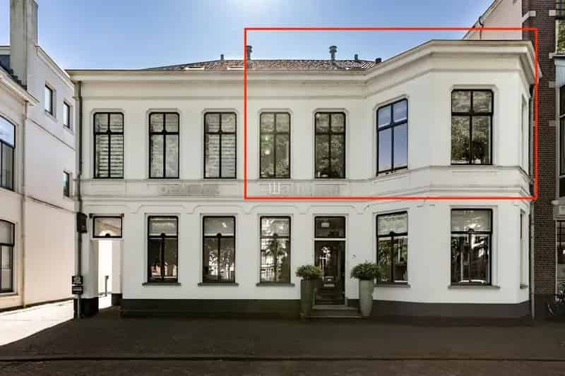 Ruim 3-kamerappartement Utrecht Maliebaan per juli