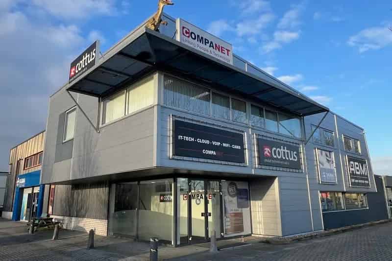 Kantoorruimte te huur Zwolle Oldeneelallee 215m2