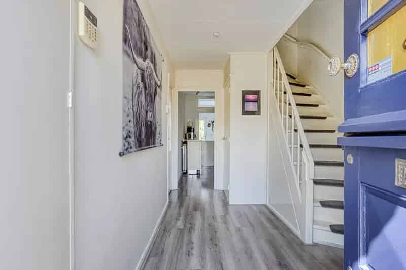 Huis te koop Barneveld: Gezellige middenwoning nabij centrum en natuur