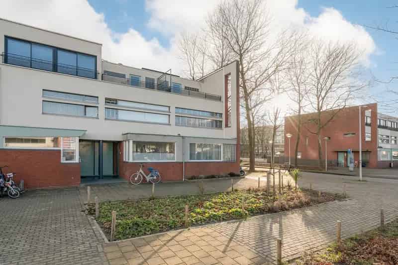 Huis te koop Amsterdam Nieuw-West 3 slaapkamers 145m2 tuin dakterras