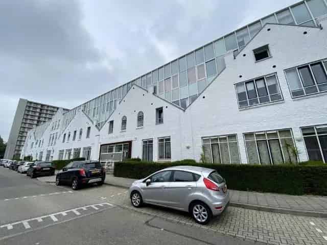 Ruim 2-Slaapkamer Appartement Nabij Centrum Maastricht