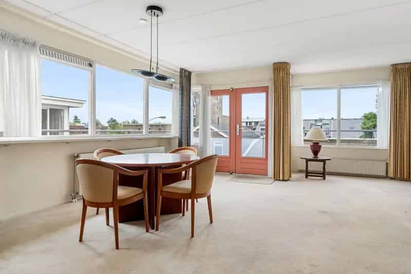 Penthouse te koop Ede: Luxe appartement met dakterras en garage