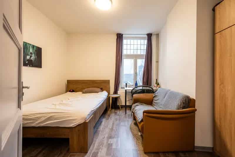 Belegging Maastricht: Winkel & 6 Studentenkamers Wyck