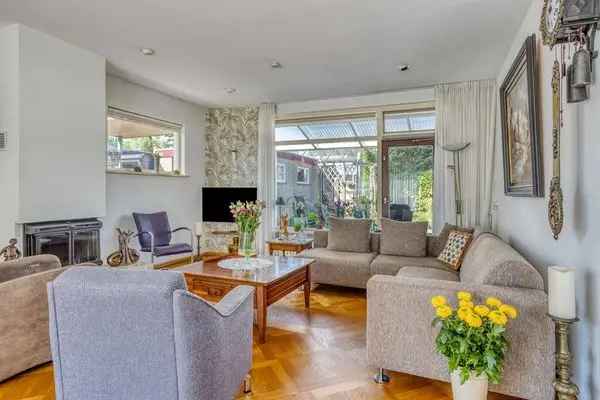 Vrijstaande woning Oudenbosch: Ruime woning met begane grond slaapkamer