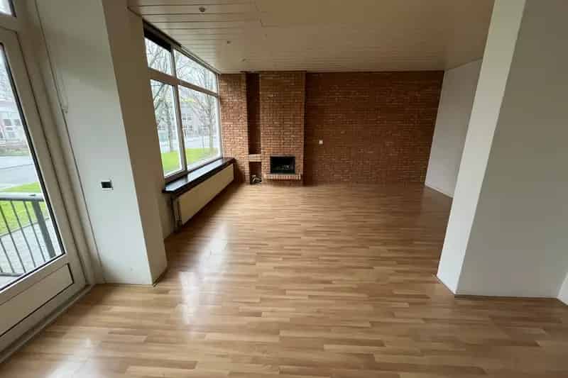 Ruim 2-kamer appartement Rotterdam Zuidwijk 59m2