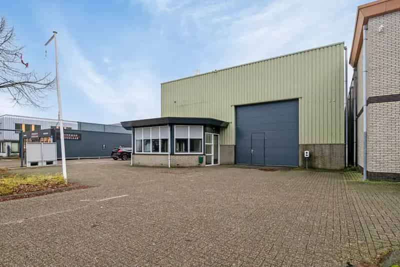 Bedrijfshal Harderwijk 350m2 te huur Lorentz I