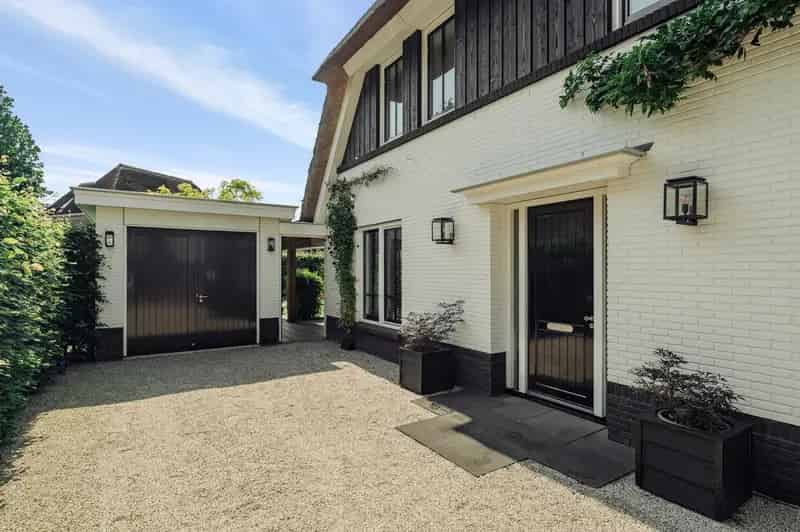 Rietgedekte Villa Naarden Gooimeer 4 slaapkamers 2 badkamers