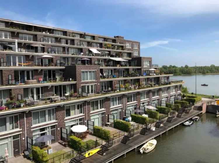 Luxe Penthouse Amsterdam IJburg 185m2 3 slaapkamers IJmeer uitzicht