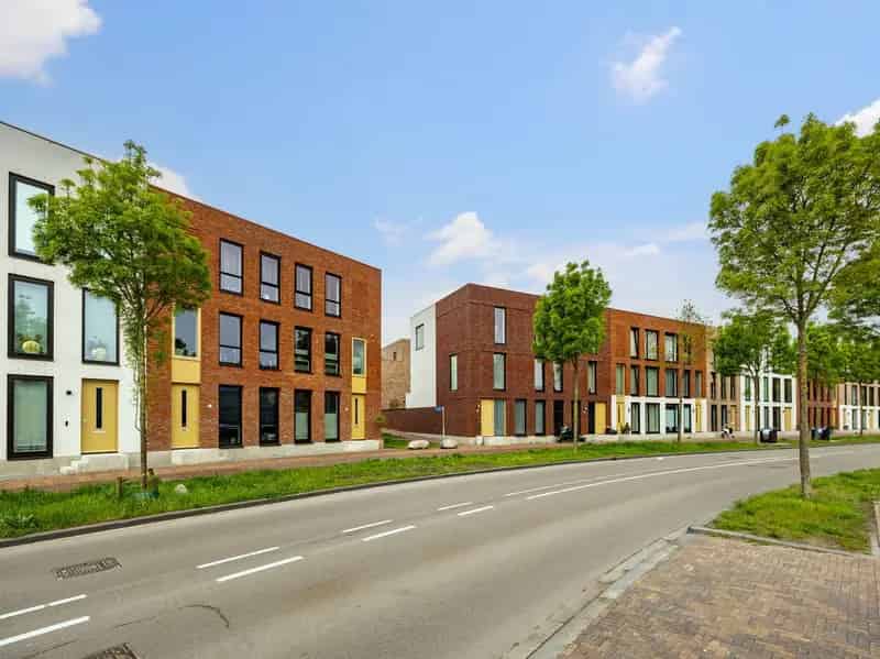 Duurzame Hoekwoning Zutphen 3 slaapkamers Dakterras Garage