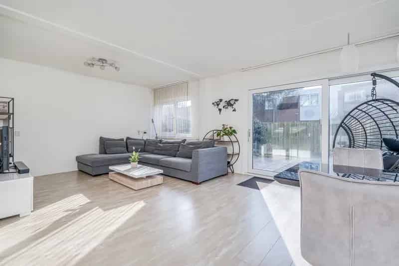 5 Kamer Gezinswoning Capelle aan den IJssel