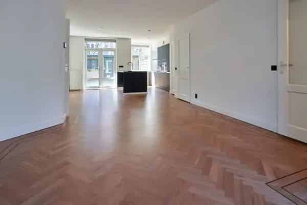 Benedenhuis Watergraafsmeer 3 slaapkamers Ruime tuin