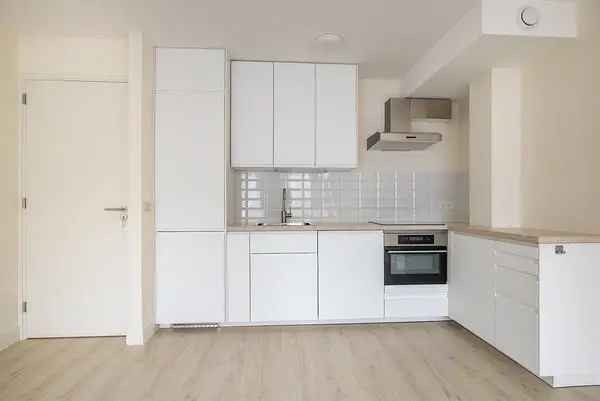 Appartement Te Huur in Vlaardingen, Zuid-Holland