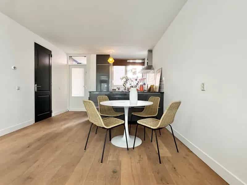 Appartement te koop: Sint Antoniesbreestraat 104 1011 HB Amsterdam 
