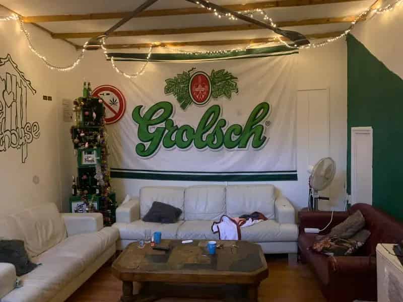 Studentenkamer in gezellige woning Outhouse