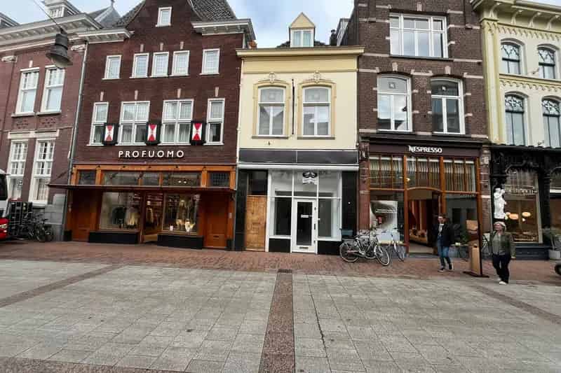 Winkel te Huur Kerkstraat Den Bosch 75m²