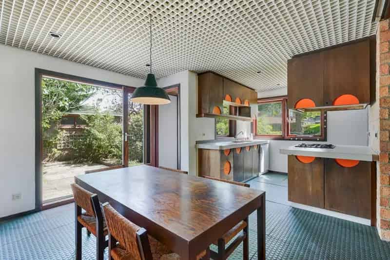 7-kamer Hoekwoning Vogelwijk Den Haag Nabij Strand