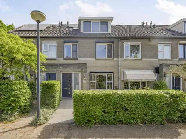 5 Slaapkamers Ruime Tussenwoning Ulvenhoutse Bos Energielabel A+