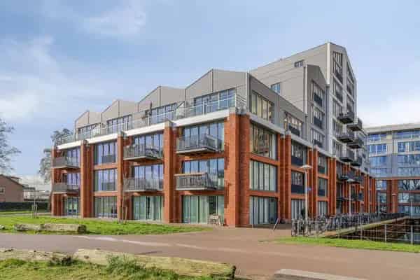 Appartement aan het water nabij Utrecht