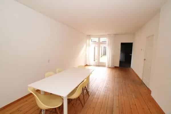 Huis Te Huur , Tilburg, Noord-Brabant