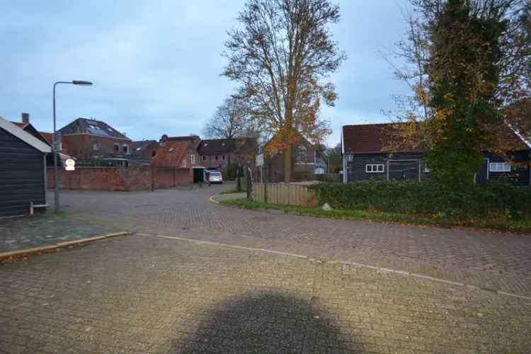 Garagebox Oostkapelle | Zoek garageboxen te huur: Dorpsstraat 50-A 4356 AK Oostkapelle [funda in business]