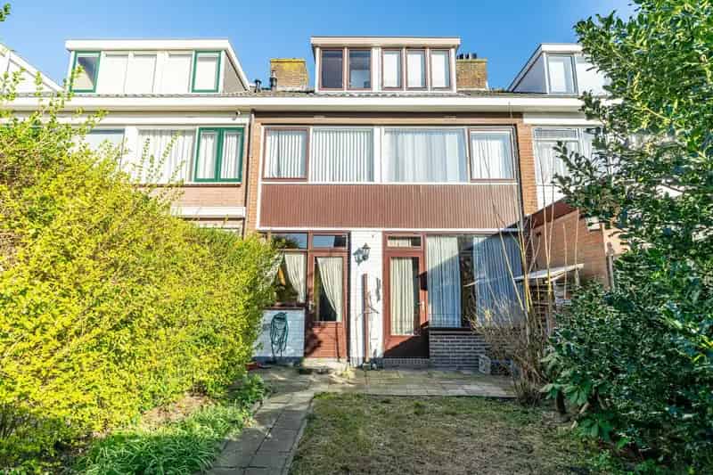 Tussenwoning Leiden 4 slaapkamers zonnige tuin