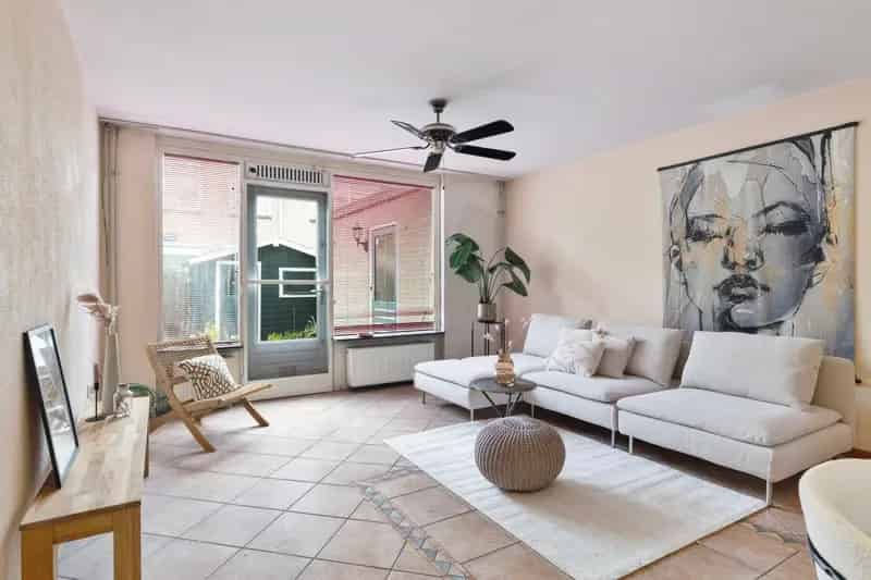 Huis te koop: Johannes J. Glasweg 93 1035 ST Amsterdam 