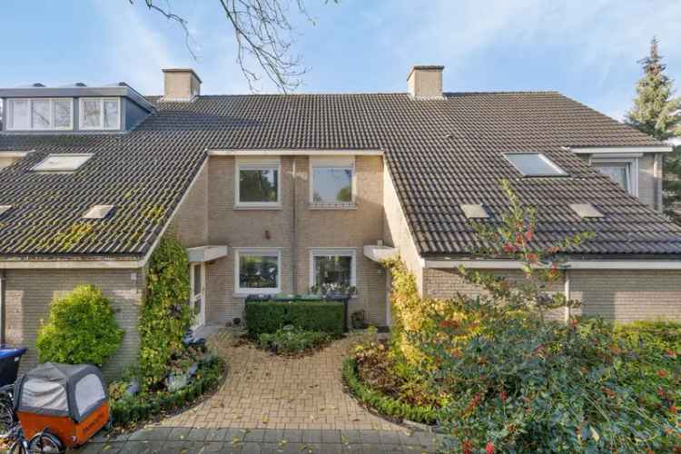 Eengezinswoning Te Koop in Leiderdorp, Zuid-Holland