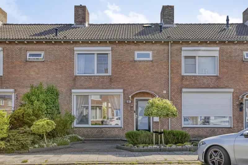 Huis Te Koop , 6, Perzikstraat, Goes, Zeeland