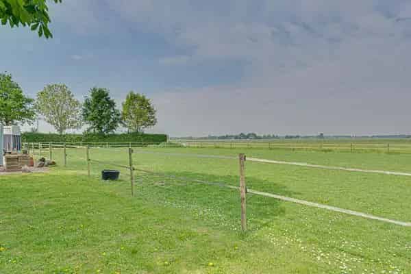HOEVE DIJKZICHT  Paardenliefhebbers 21 hectare Zeeland