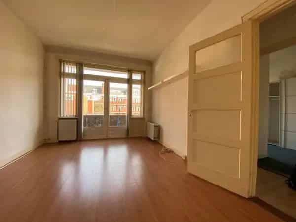 Studentenhuis 3 slaapkamers Korrewegbuurt Beschikbaar 01-07-2025