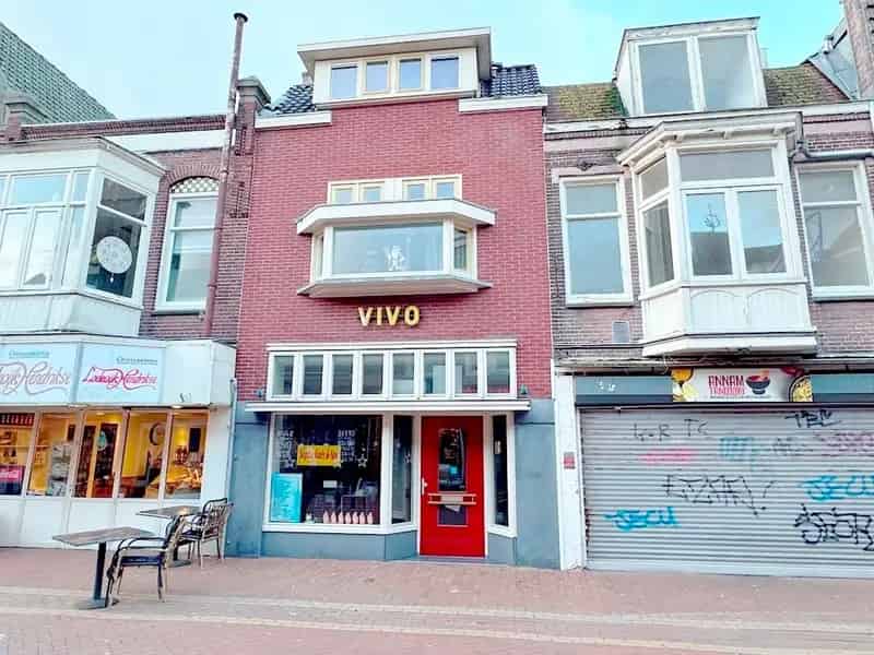 Belegging Den Helder Keizerstraat: Winkel en bovenwoning te koop