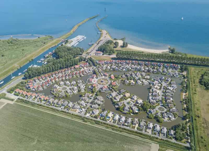 Instapklare woning Middelharnis 3 slaapkamers tuin