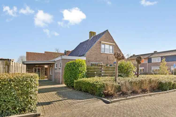 Huis te koop: M. Baksstraat 15 5308 KK Aalst 