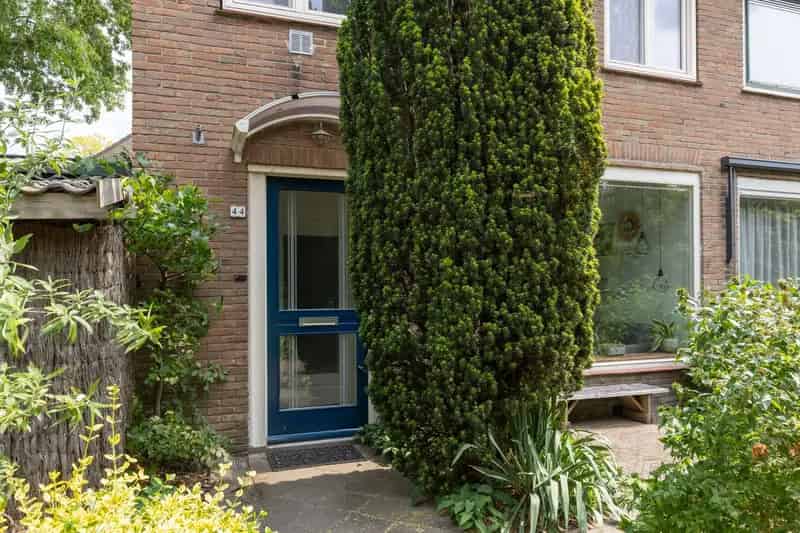 Hoekwoning Bilthoven 4 slaapkamers 2 badkamers riante tuin