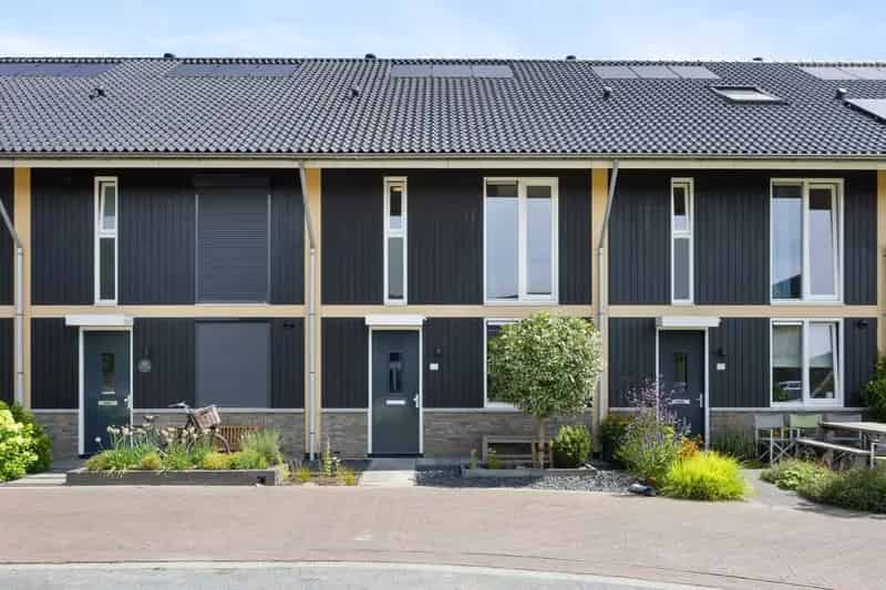 Moderne Tussenwoning te Koop in Voorthuizen
