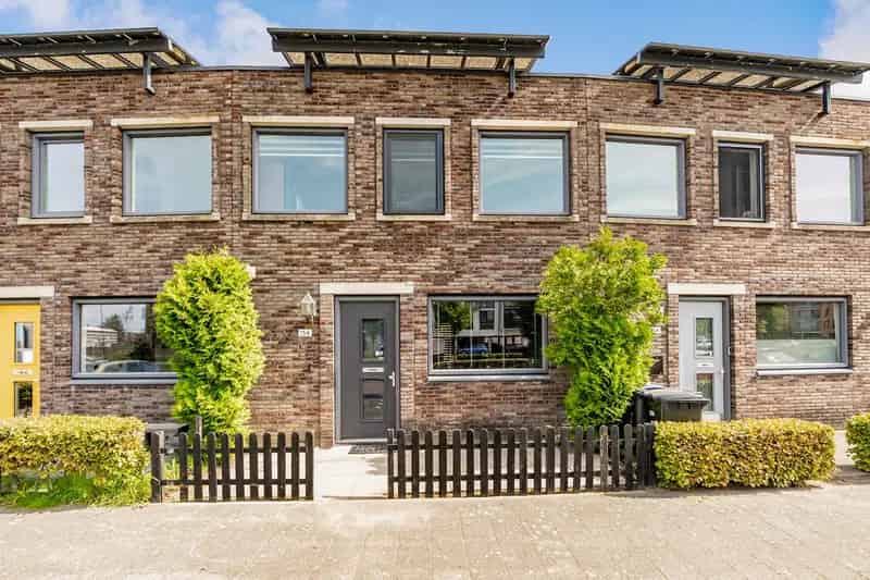 Huis te koop: Roald Amundsenstraat 156 1363 KH Almere | Funda